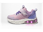 Chaussures de sport pour enfants avec lumières LED.