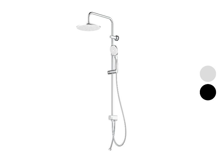 Système de douche chromé avec pommeau de douche pluie et douchette.