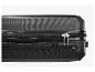 Valise noire avec fermeture éclair et serrure à combinaison.