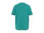 Un t-shirt turquoise à manches courtes.