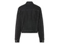Une veste en jean noire à manches longues.