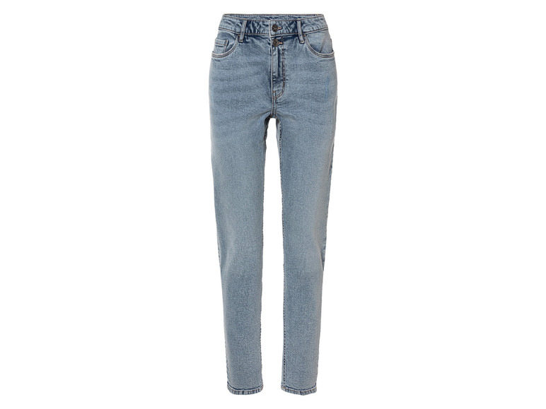 Un jean bleu pour femme.
