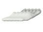 Lot de cinq paires de chaussettes invisibles blanches avec détails gris.