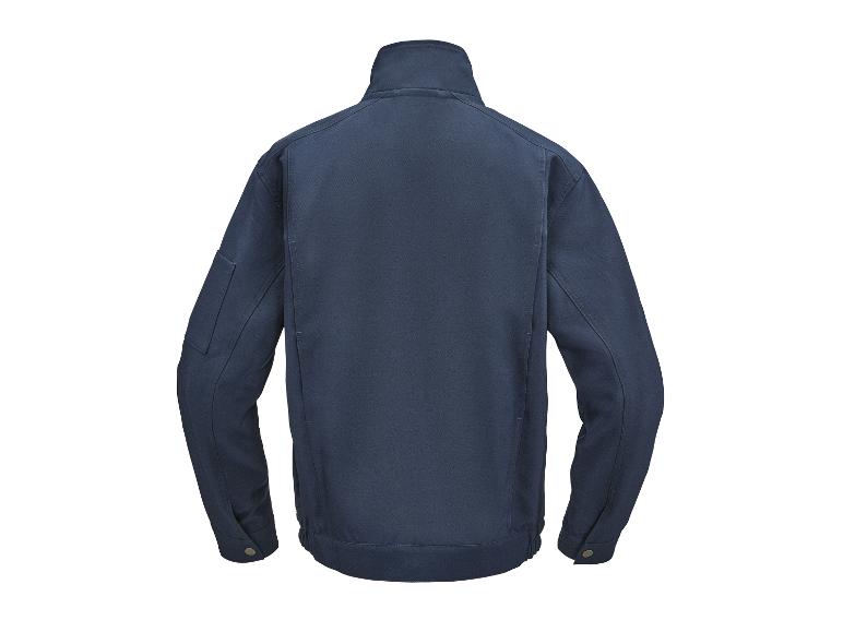 Une veste bleu marine à manches longues.