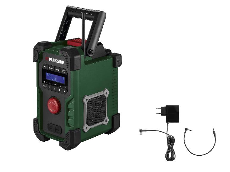Radio de chantier verte et noire avec chargeur et câble AUX