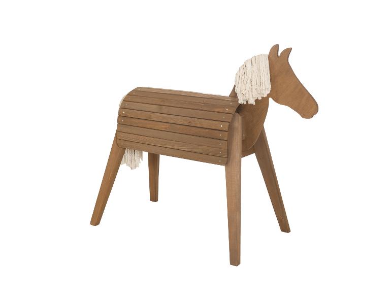 Cheval jouet en bois avec crinière et queue en corde, idéal pour les enfants.