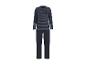 Pyjama homme rayé bleu marine avec haut à manches longues et pantalon long.