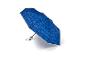 Parapluie bleu à motifs géométriques