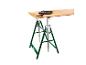 Une table de travail Parkside verte avec un plateau en bois et des outils.