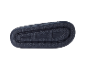 Semelle de tongs bleu foncé.