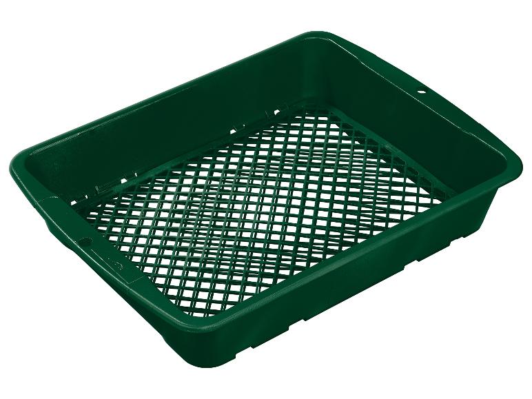 Tamis et bac de jardinage vert foncé.