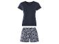 Pyjama avec haut uni et short à fleurs.