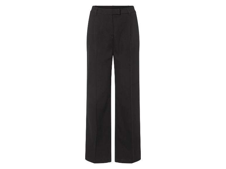 Pantalon noir à jambes larges.