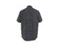 Chemise à manches courtes gris foncé avec un motif subtil, vue de dos.
