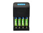 Un chargeur de batterie noir avec quatre batteries Tronic vertes.