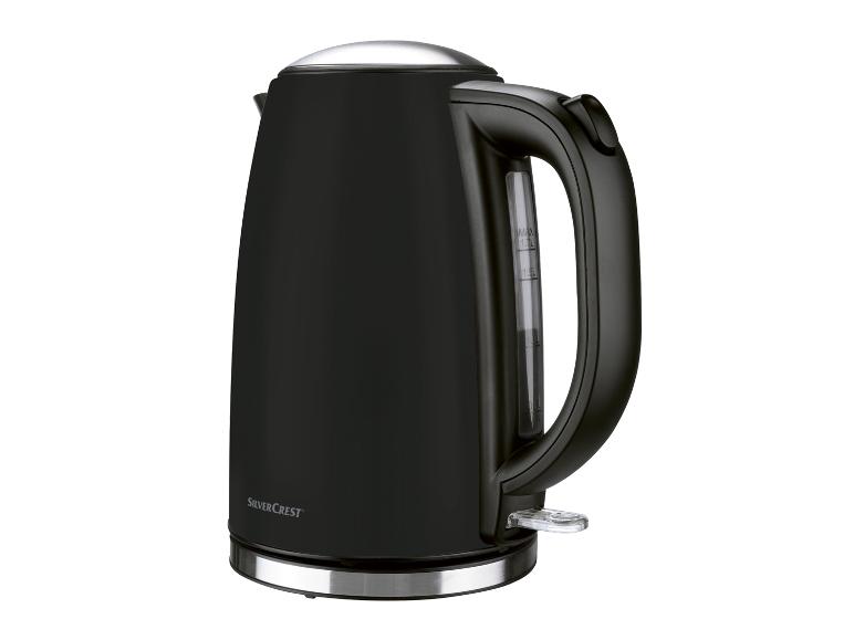 Bouilloire noire SilverCrest : électroménager élégant et fonctionnel.