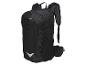 Sac à dos de sport noir Crivit avec une poche supplémentaire.