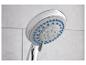Pomme de douche chromée avec jets multiples.