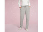 Pantalon de jogging matelassé gris pour femme.