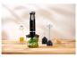 Mixeur plongeant SilverCrest 600W avec accessoires en cuisine.