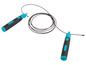 Une corde à sauter bleue et noire avec un câble en métal.