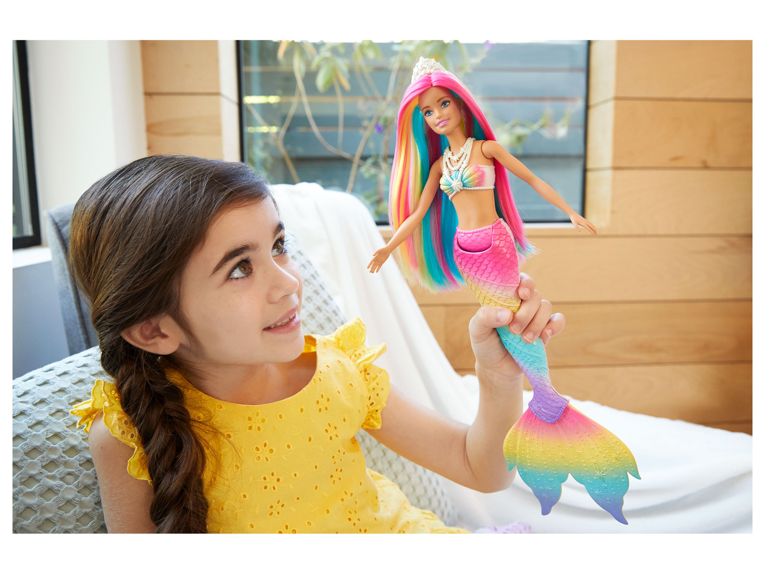 Coffret poupée Barbie Voyage avec chiot, valise et plus de 10 accessoires 