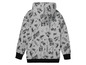Un sweat-shirt gris avec un imprimé noir de skate et de graffitis.
