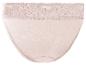 Culotte en coton rose poudré avec dentelle.