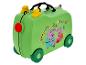Valise enfant verte avec dessin de la famille Peppa Pig et texte 'Together Family Play'.
