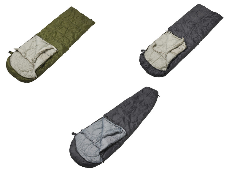 Trois sacs de couchage de différentes couleurs.