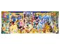 Mickey Mouse avec les princesses Disney et d'autres personnages.