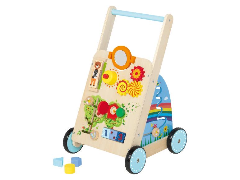 Voiture à roulettes en bois pour enfants avec des jouets à tirer et à trier des formes.