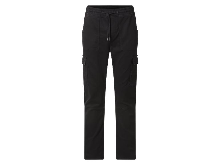 Pantalon cargo noir avec cordon de serrage à la taille.