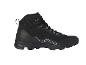 Une chaussure de randonnée noire à lacets