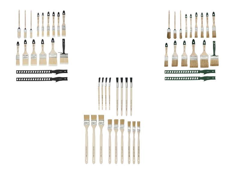 Ensemble de pinceaux de différentes tailles et formes, y compris des pinceaux ronds et plats.