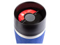 Une tasse isotherme bleue Tefal avec un couvercle noir.