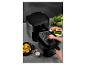 Une friteuse à air Masterpro noire avec un tiroir ouvert, prête à frire des aliments.