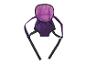 Porte-bébé de poupée violet avec des sangles noires.