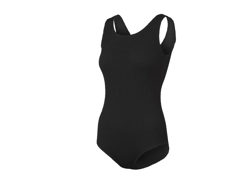 Maillot de bain une pièce noir côtelé à larges bretelles.