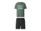 T-shirt vert pour homme avec imprimé 'SUNDAY MOOD' et short gris foncé.