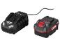 Un chargeur et une batterie Parkside X20V Team noirs.