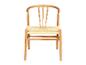 Chaise en bois avec assise tressée