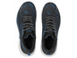 Deux baskets noires avec un imprimé bleu de la marque Crivit.