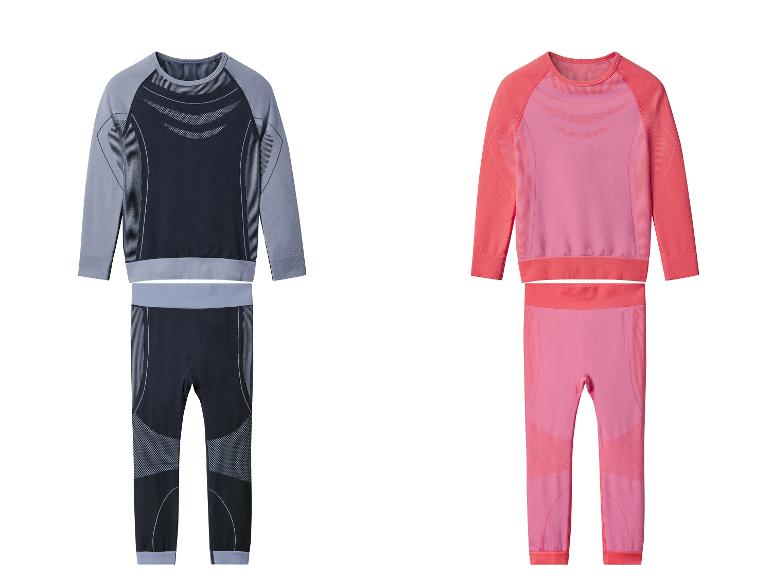 Deux ensembles de vêtements de sport, un noir et gris et un rose et corail.