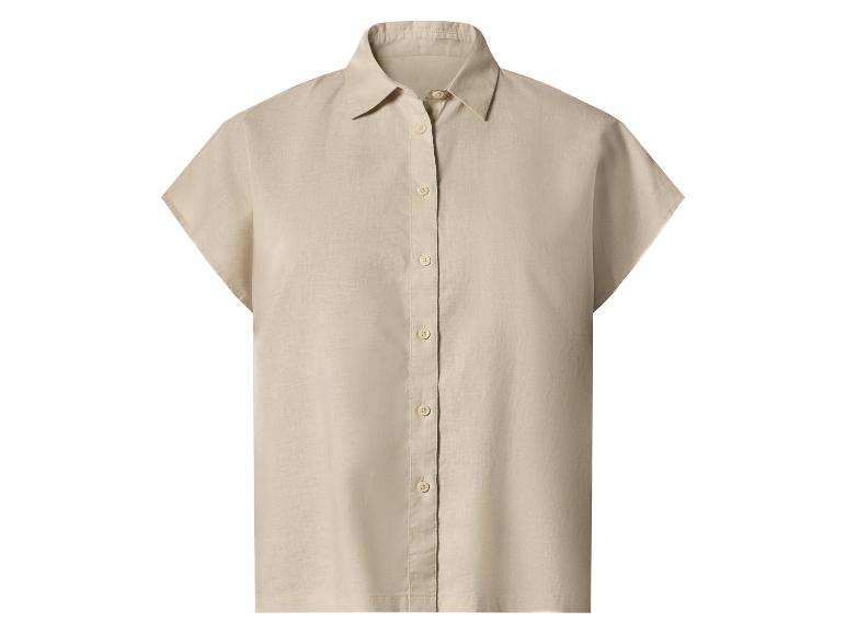 Chemise beige à manches courtes avec boutons.