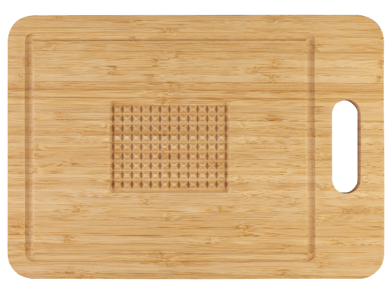 Planche à découper en bambou avec surface texturée.