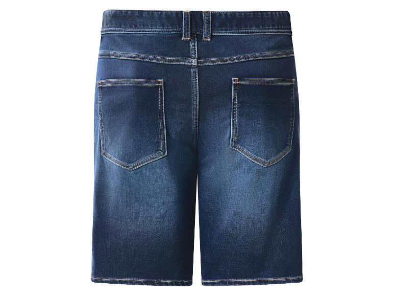 Short en jean bleu foncé avec poches arrière et passants de ceinture visibles.