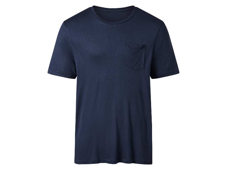 Un t-shirt bleu marine avec une poche poitrine.