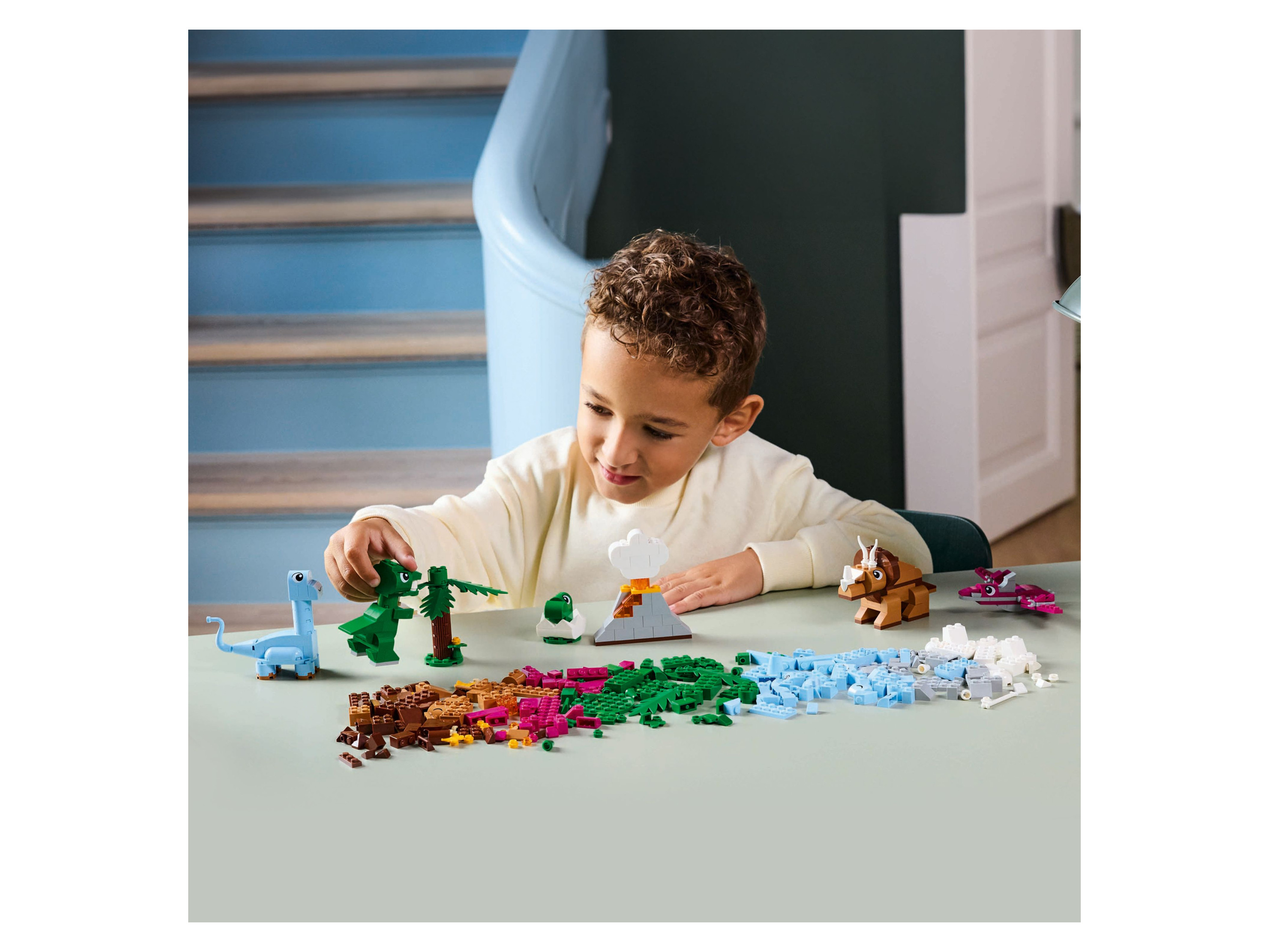 LEGO® Classic 11041 Les dinosaures créatifs - vue 2