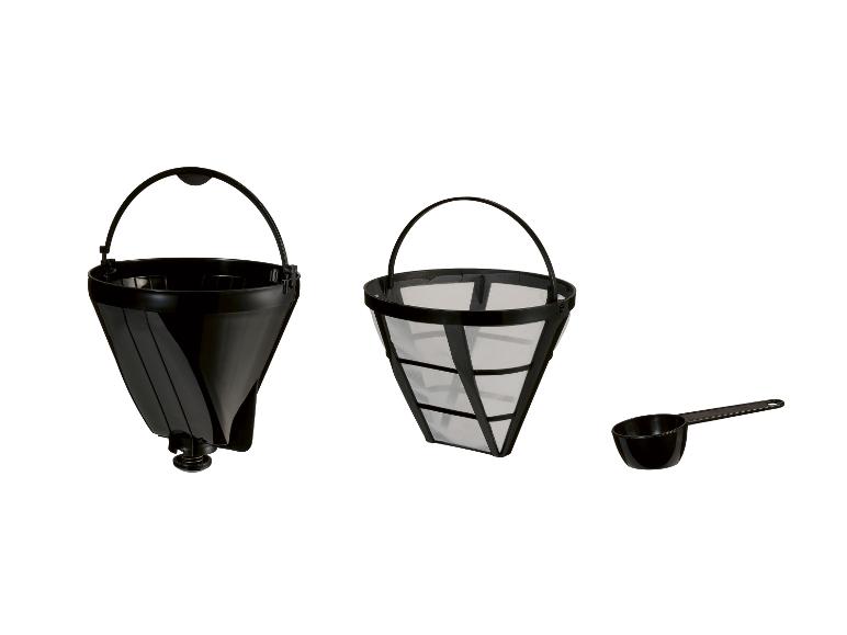Accessoires à café : porte-filtre, filtre en maille et cuillère doseuse.
